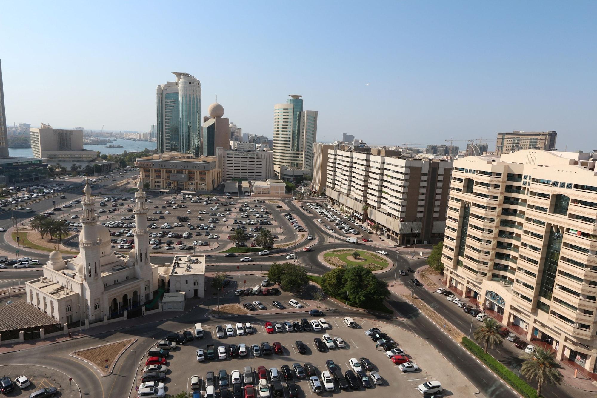 Samaya Hotel Deira Дубай Екстериор снимка