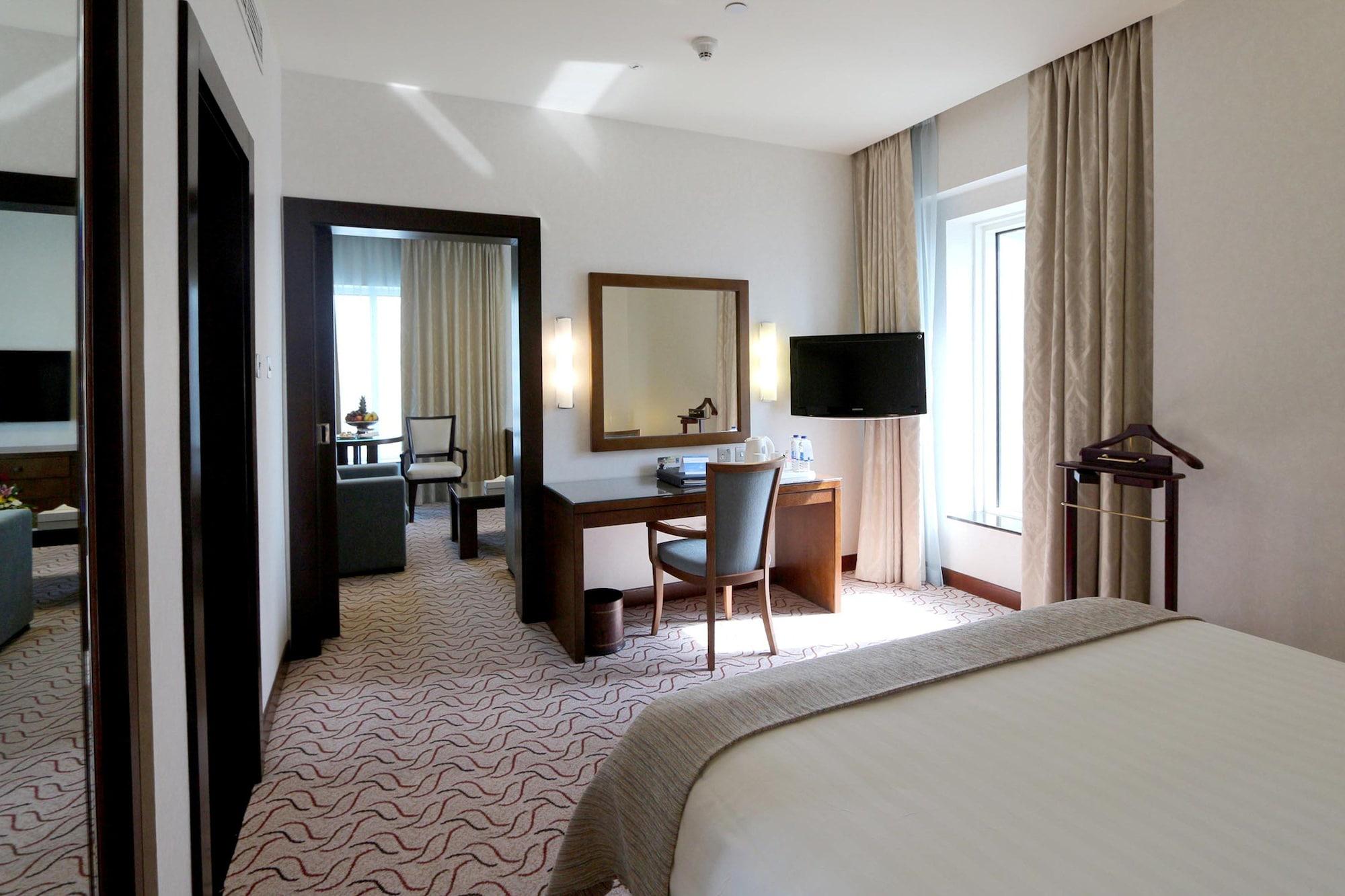 Samaya Hotel Deira Дубай Екстериор снимка