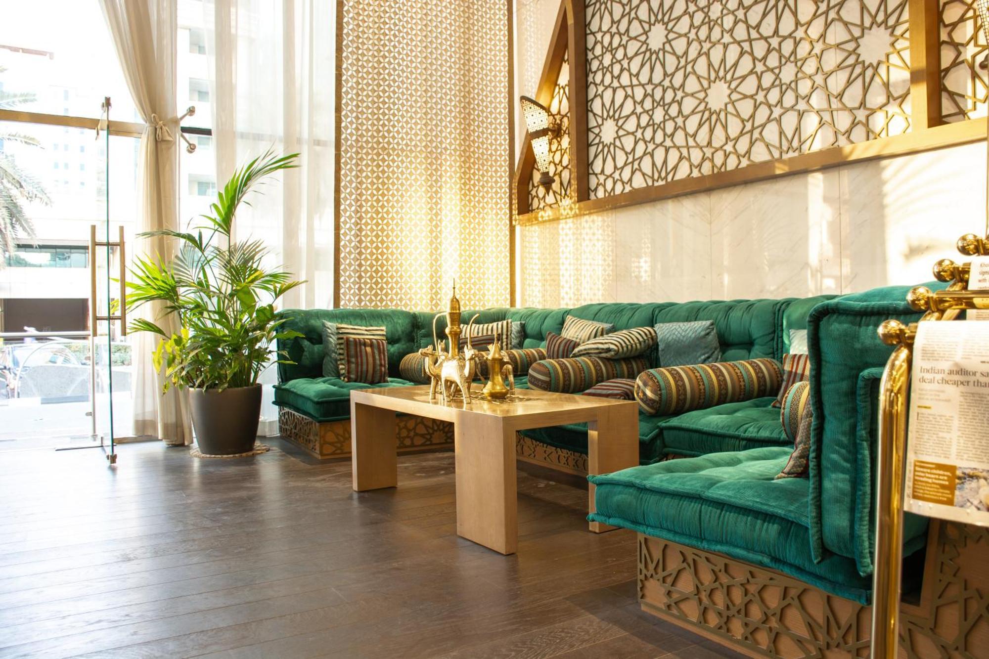 Samaya Hotel Deira Дубай Екстериор снимка