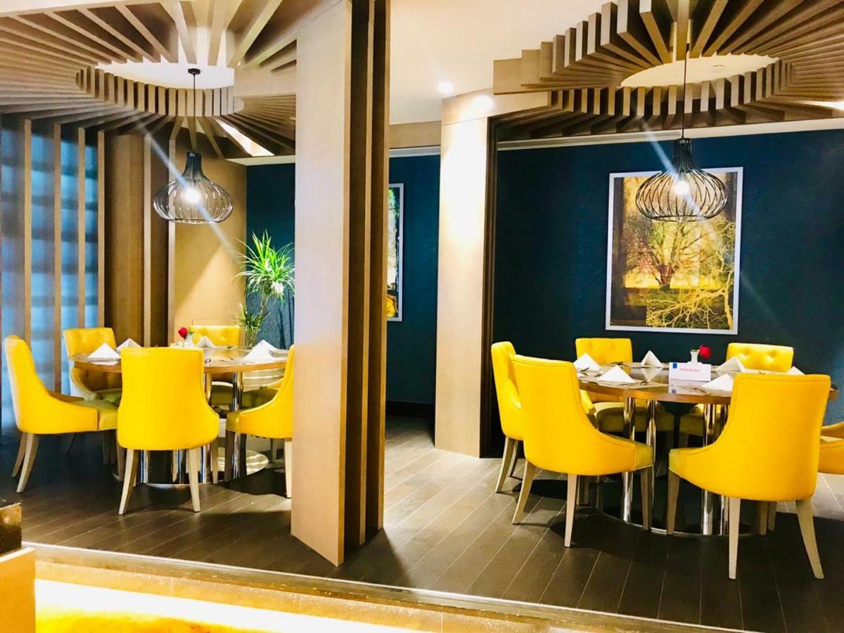 Samaya Hotel Deira Дубай Екстериор снимка